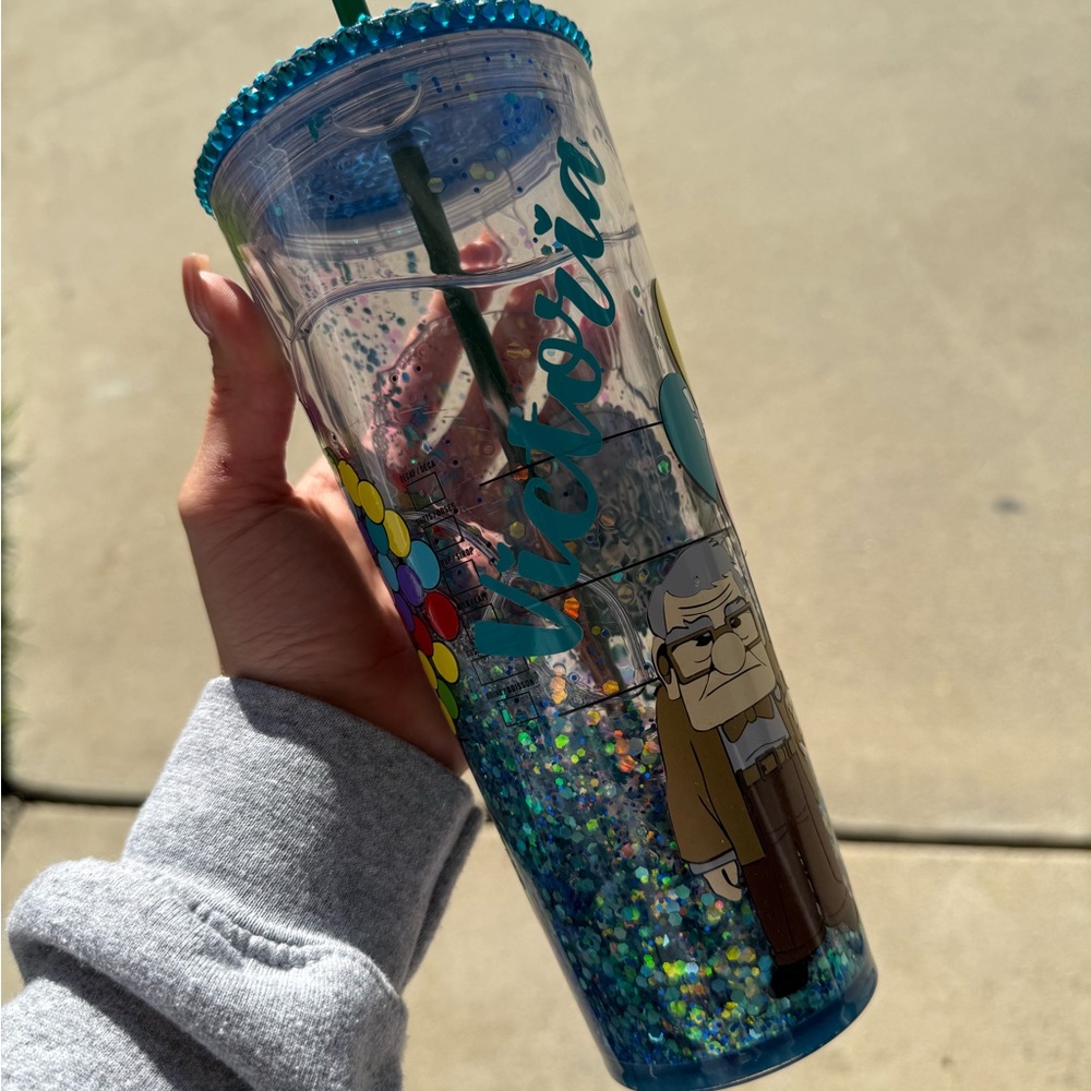 Personalized VICTORIA Glitter Tumbler with Up Disney Character Design - Picture 1 of 5